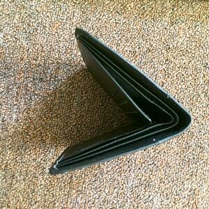 men’s wallet black color